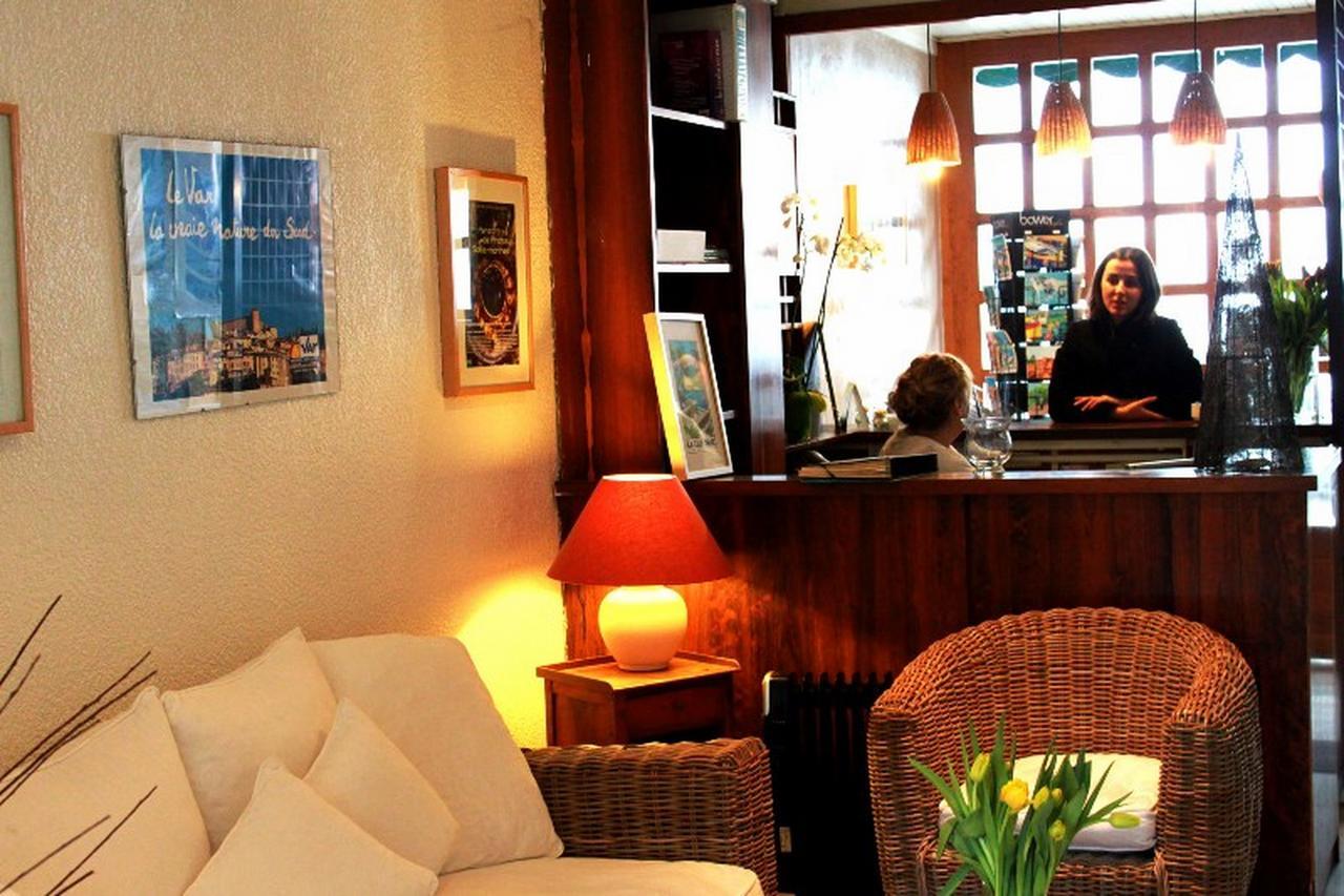 Hotel Le Richiardi Каркеранн Екстер'єр фото